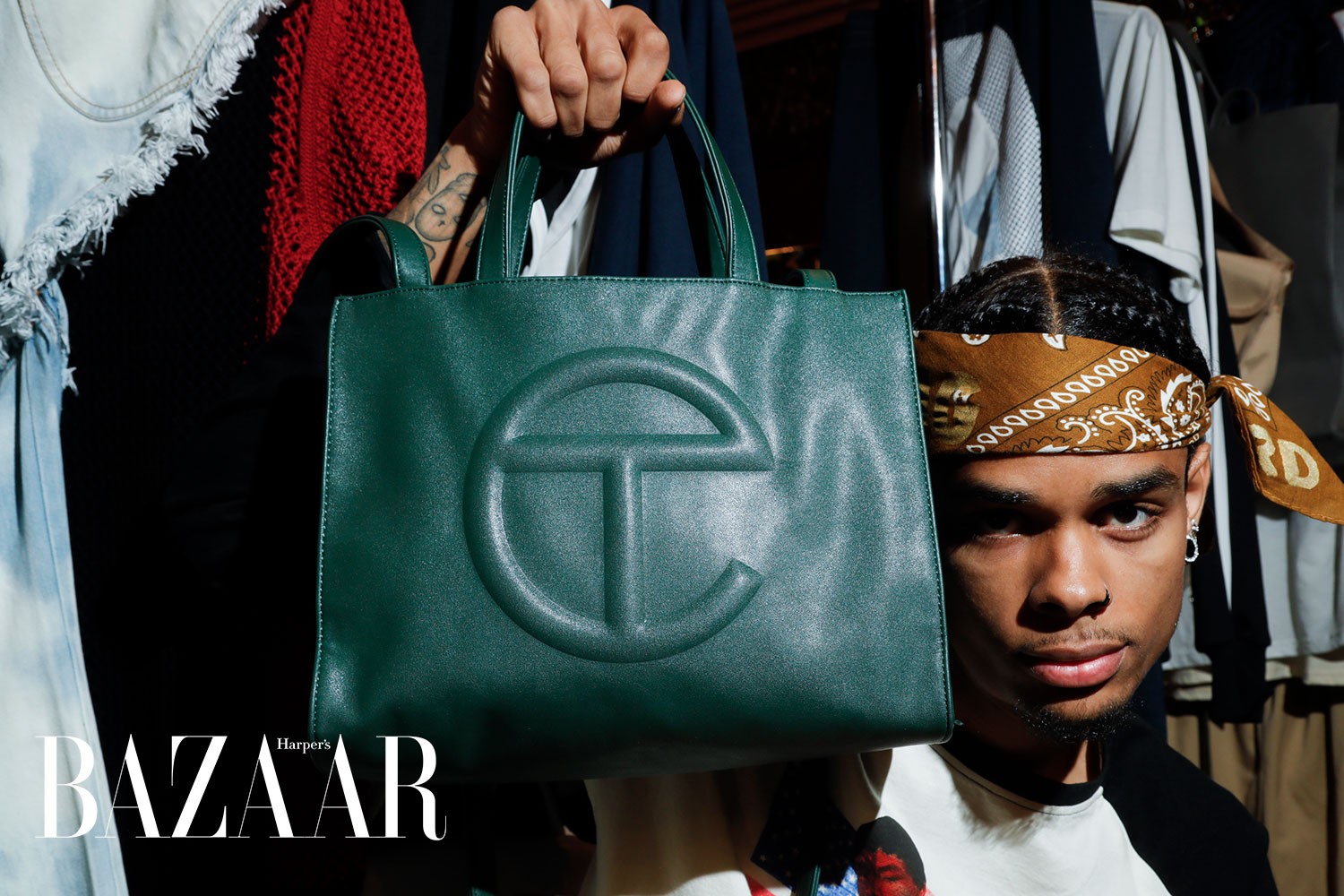 VÌ SAO TÚI XÁCH TELFAR ĐANG VIẾT LẠI QUY TẮC CUỘC CHƠI HÀNG HIỆU?